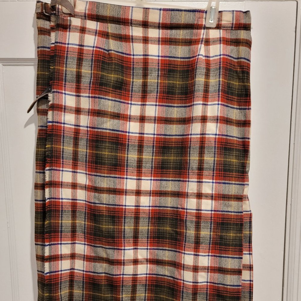 R W Richins Scottish Wool Wrap Skirt - Vintage